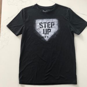 Under Armour boys YXL short sleeve tee.